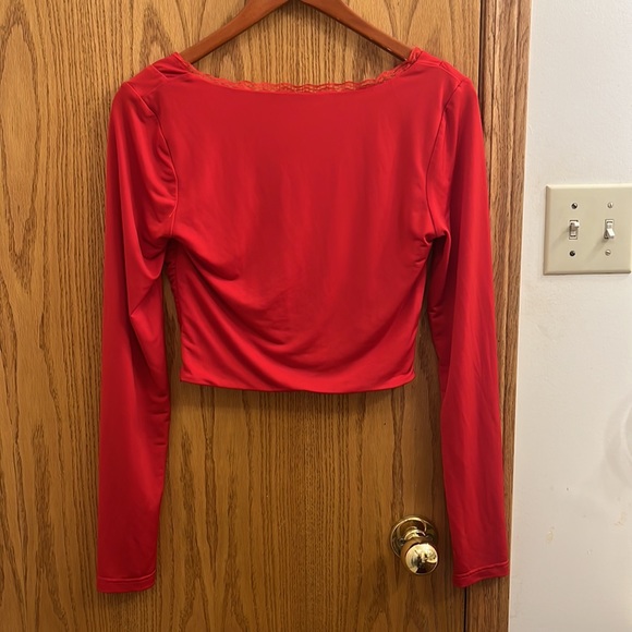 Tiger Mist Maggie Top in Red - Picture 12 of 12